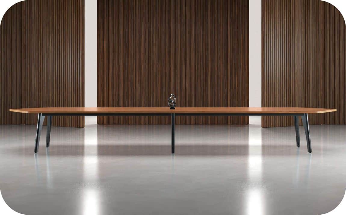 Trestle long table with ornament